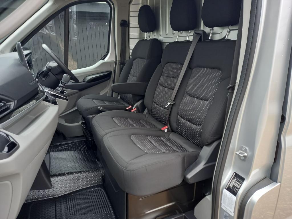 MAXUS DELIVER 9