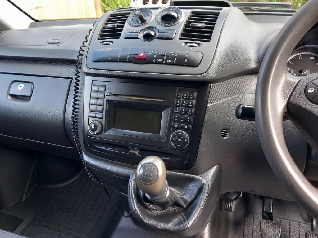 MERCEDES-BENZ VITO