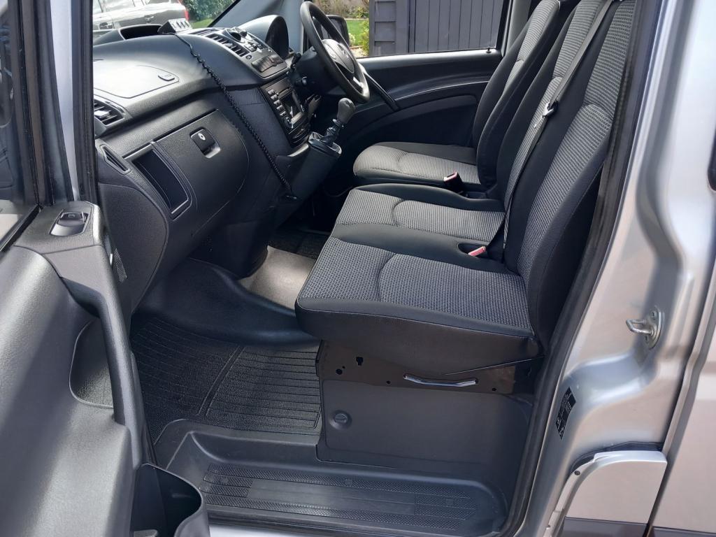 MERCEDES-BENZ VITO