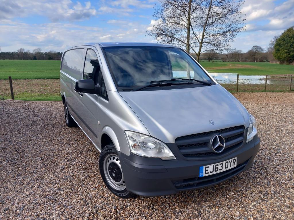 View MERCEDES-BENZ VITO 113 CDI