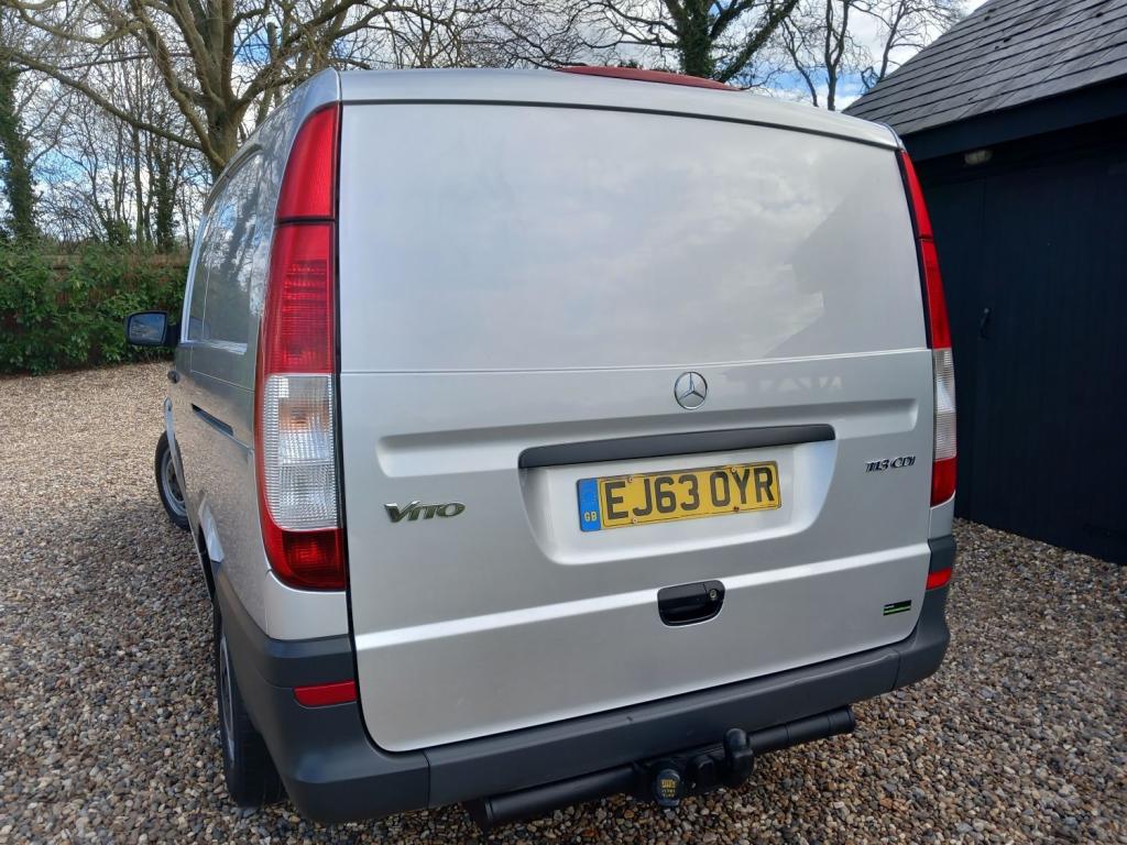 MERCEDES-BENZ VITO