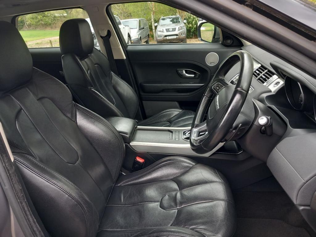 LAND ROVER RANGE ROVER EVOQUE