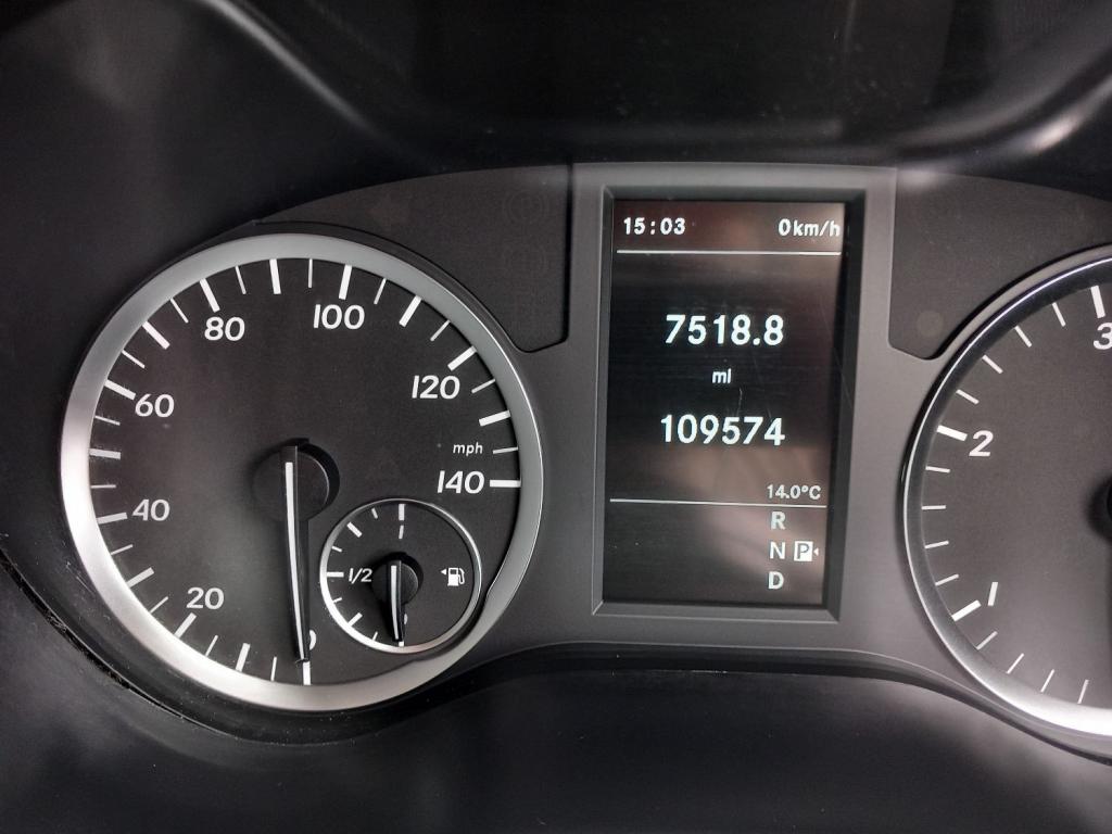 MERCEDES-BENZ VITO