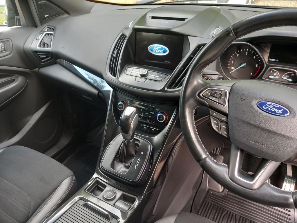 FORD KUGA