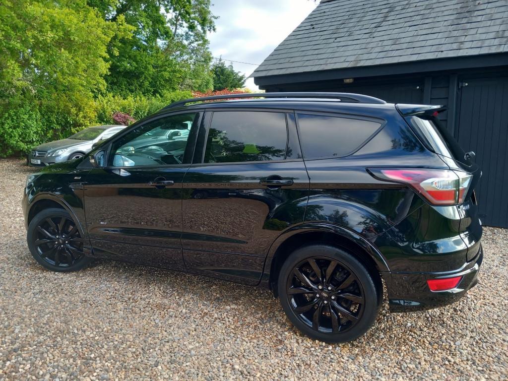 FORD KUGA