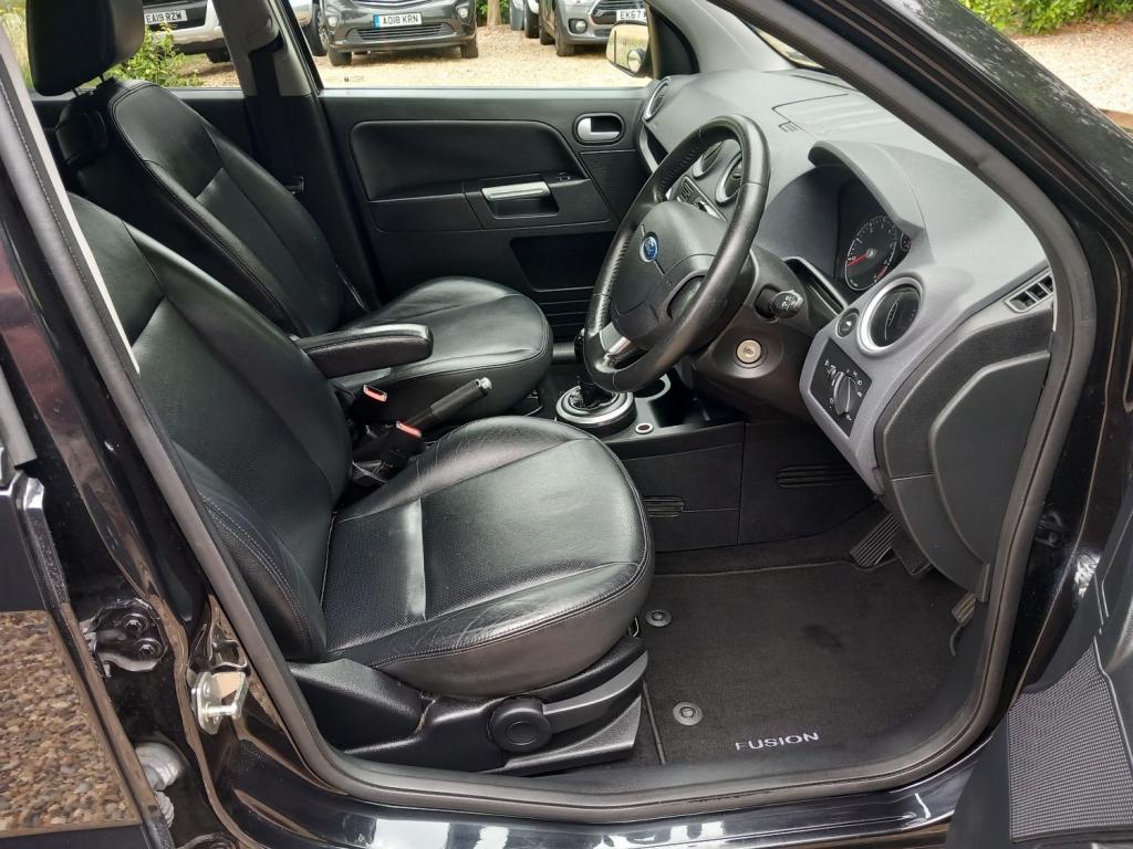 FORD FUSION