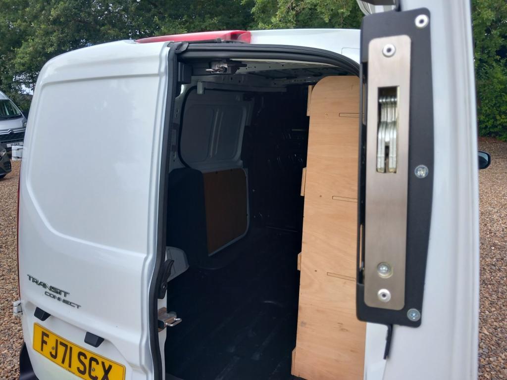 FORD TRANSIT CONNECT