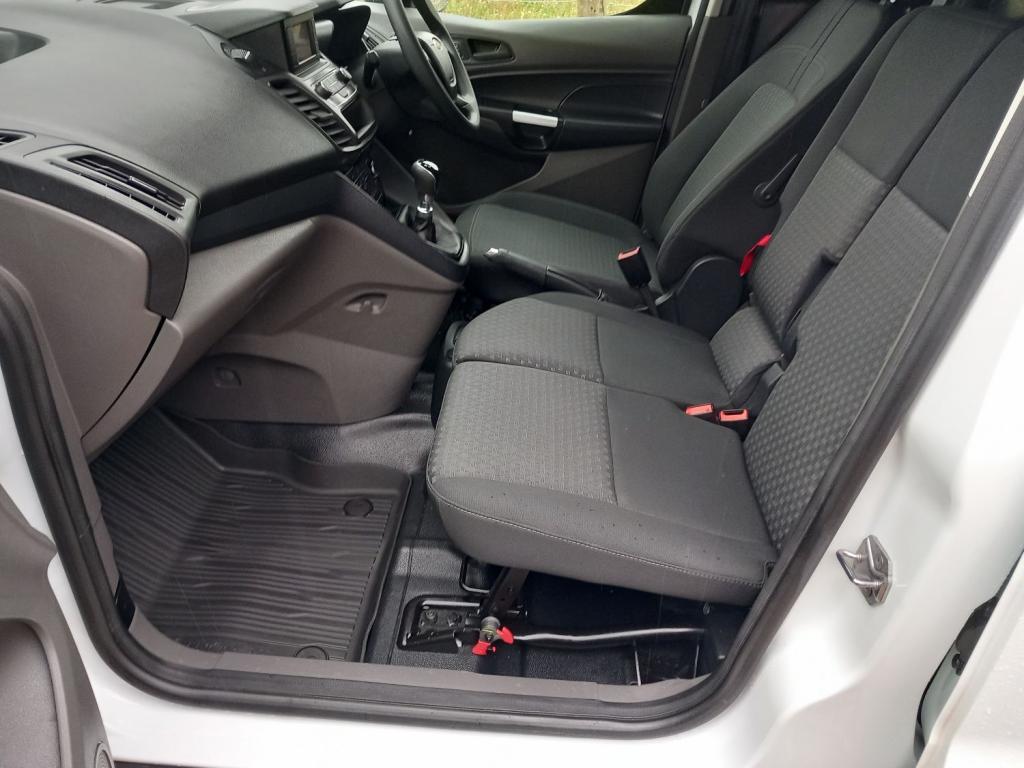 FORD TRANSIT CONNECT