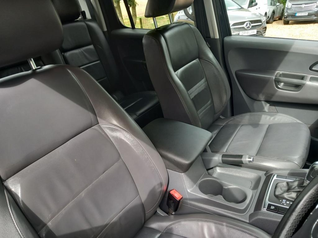 VOLKSWAGEN AMAROK