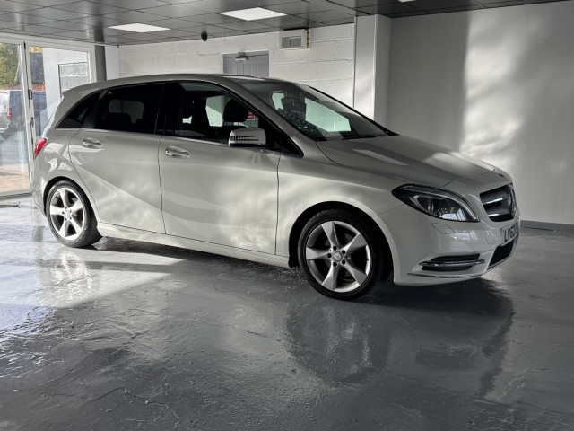 MERCEDES-BENZ B CLASS