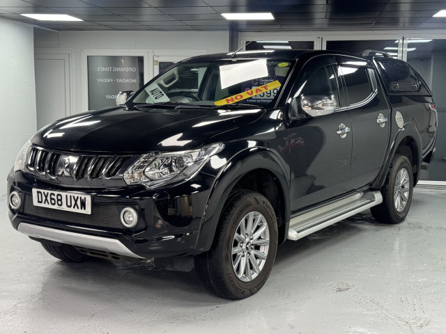 MITSUBISHI L200