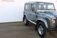 LAND ROVER DEFENDER 90
