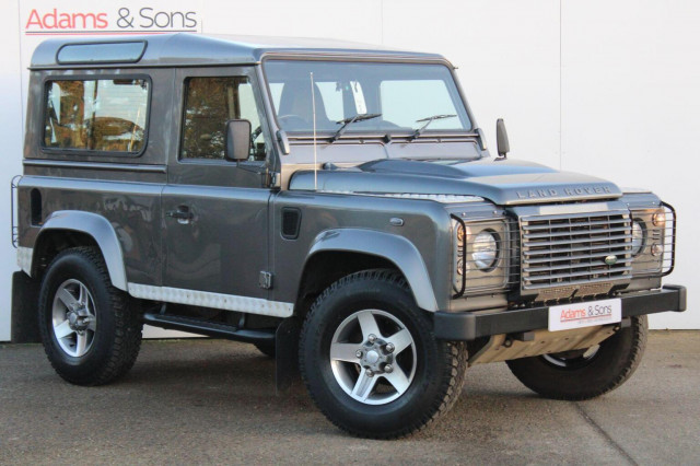 LAND ROVER DEFENDER 90