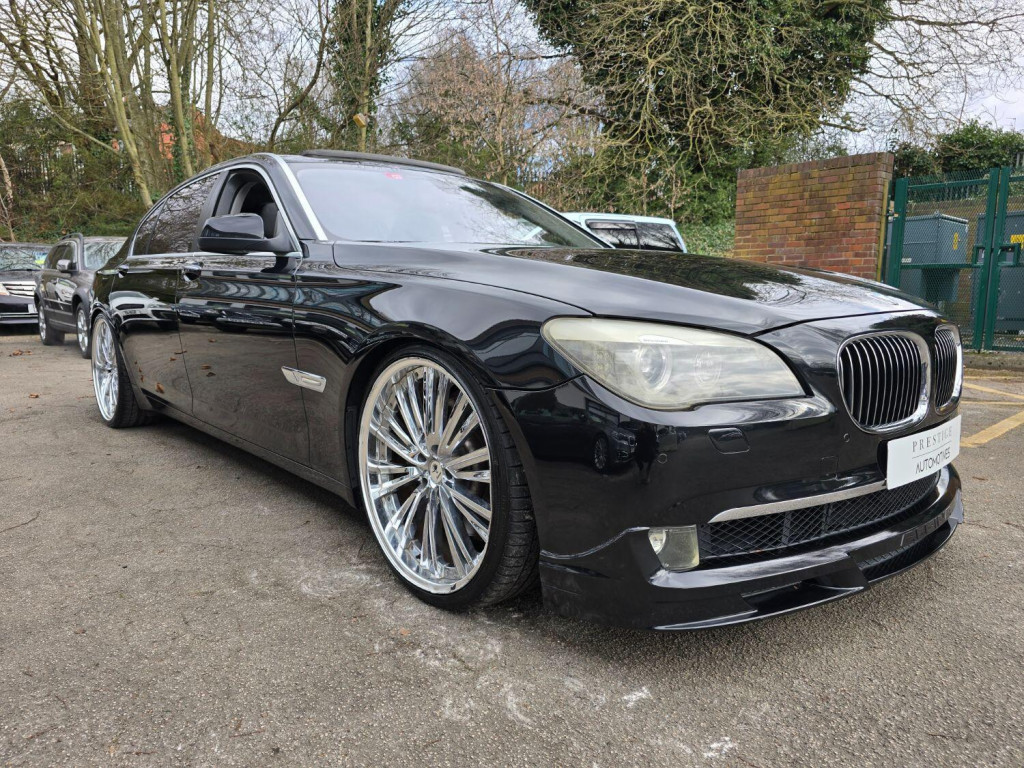 BMW 7 SERIES