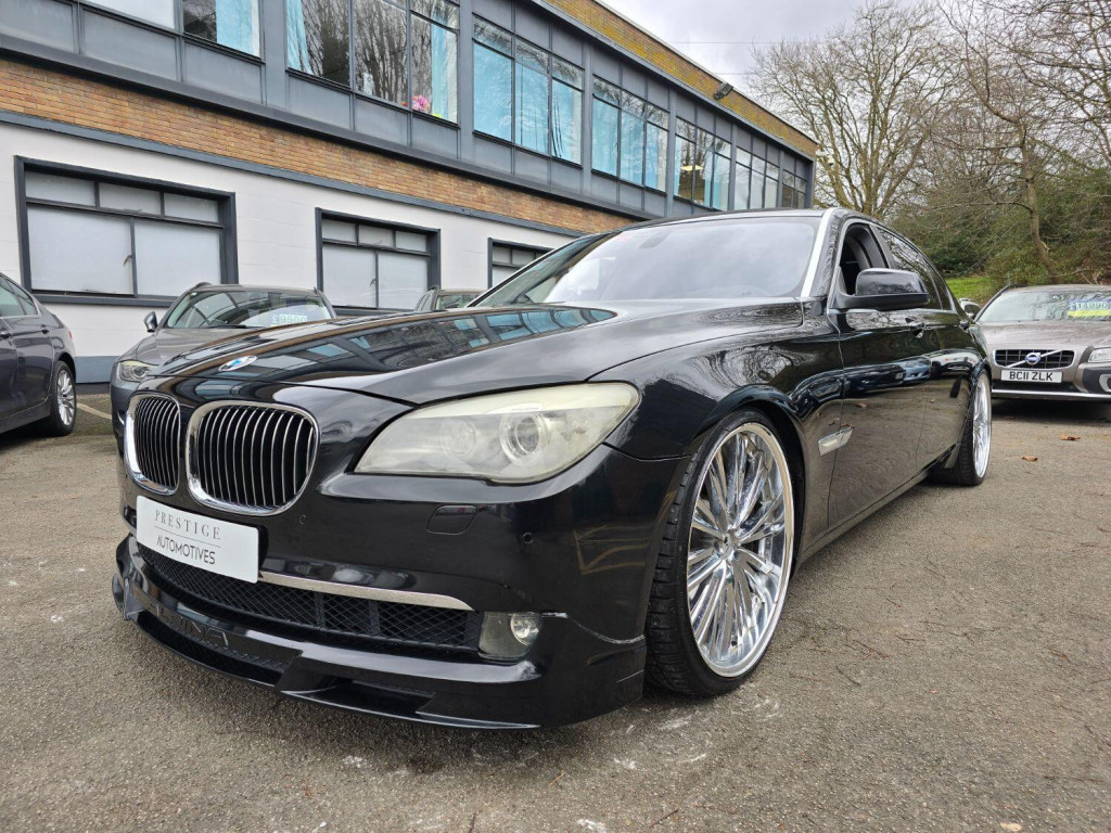 BMW 7 SERIES