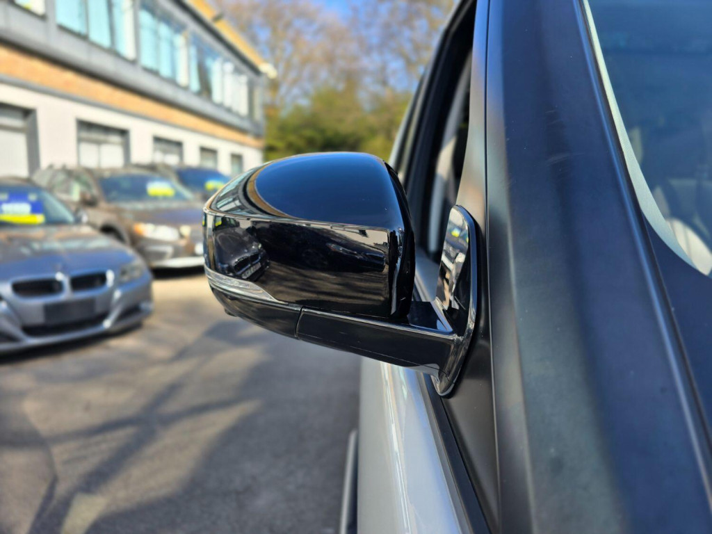 LAND ROVER DISCOVERY 4