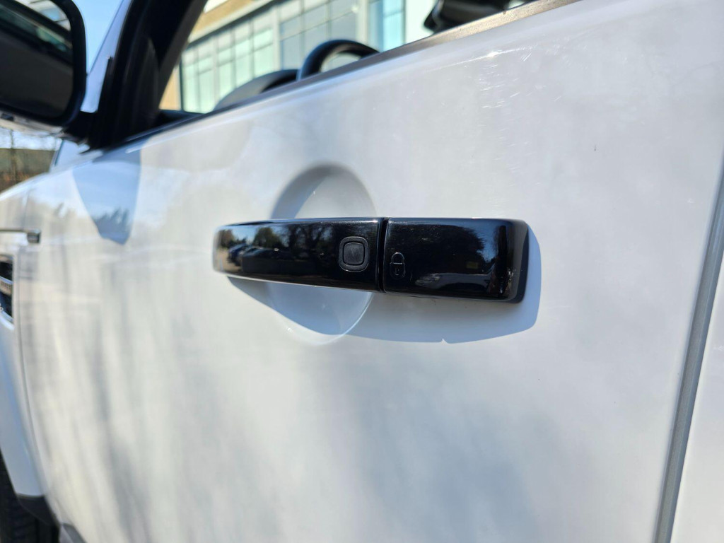 LAND ROVER DISCOVERY 4