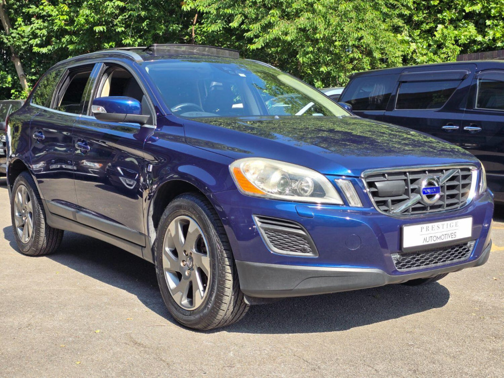 View VOLVO XC60 2.0 T5 SE OCEAN RACE EDITION AUTOMATIC PETROL ULEZ FREE IN PREPARATION CALL TO RESERVE