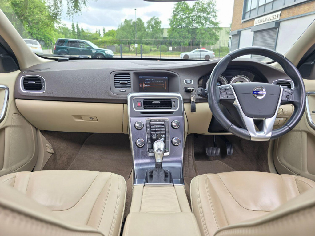 View VOLVO V60 1.6 T4 OCEAN RACE EDITION ONLY 51K VERIFIED MILES ONE OF A KIND RARE SPEC AUTOMATIC PETROL ULEZ FREE