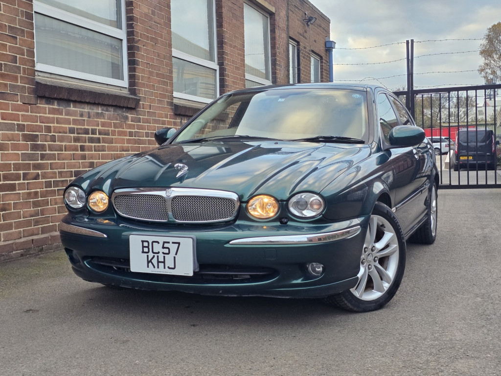 View JAGUAR X-TYPE 2.5 V6 SE AUTO PETROL ULEZ COMP GREEN IVORY LEATHER ***TRADE SALE ONLY***