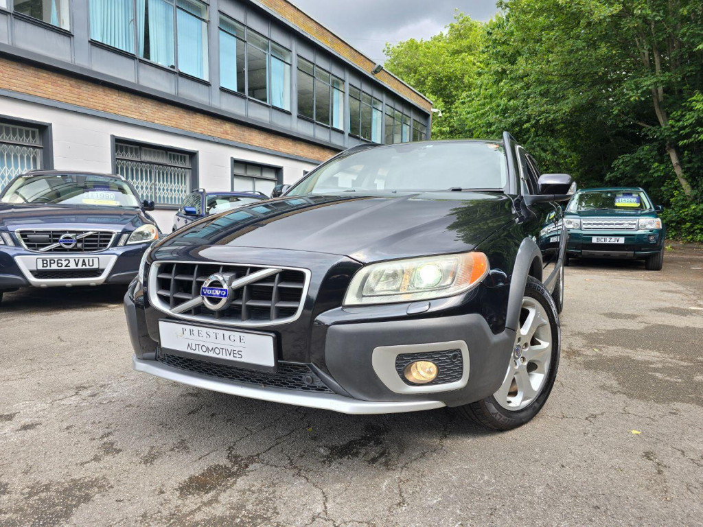 View VOLVO XC70 3.0 T6 SE Lux T6 AWD PETROL 280BHP AWD AUTO ULEZ COMPLIANT ONLY 86K VERIFIED MILES AWAITING PREP