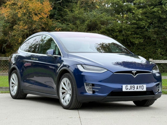 TESLA MODEL X