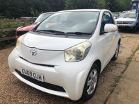 TOYOTA IQ