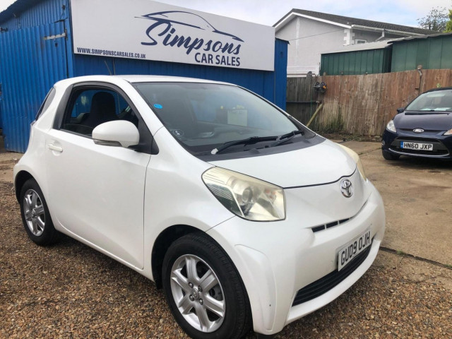TOYOTA IQ