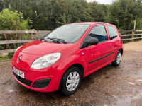 RENAULT TWINGO