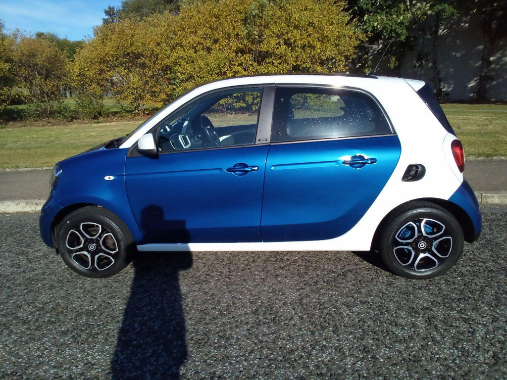 SMART FORFOUR