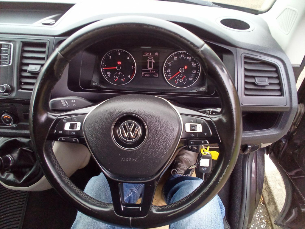 VOLKSWAGEN TRANSPORTER