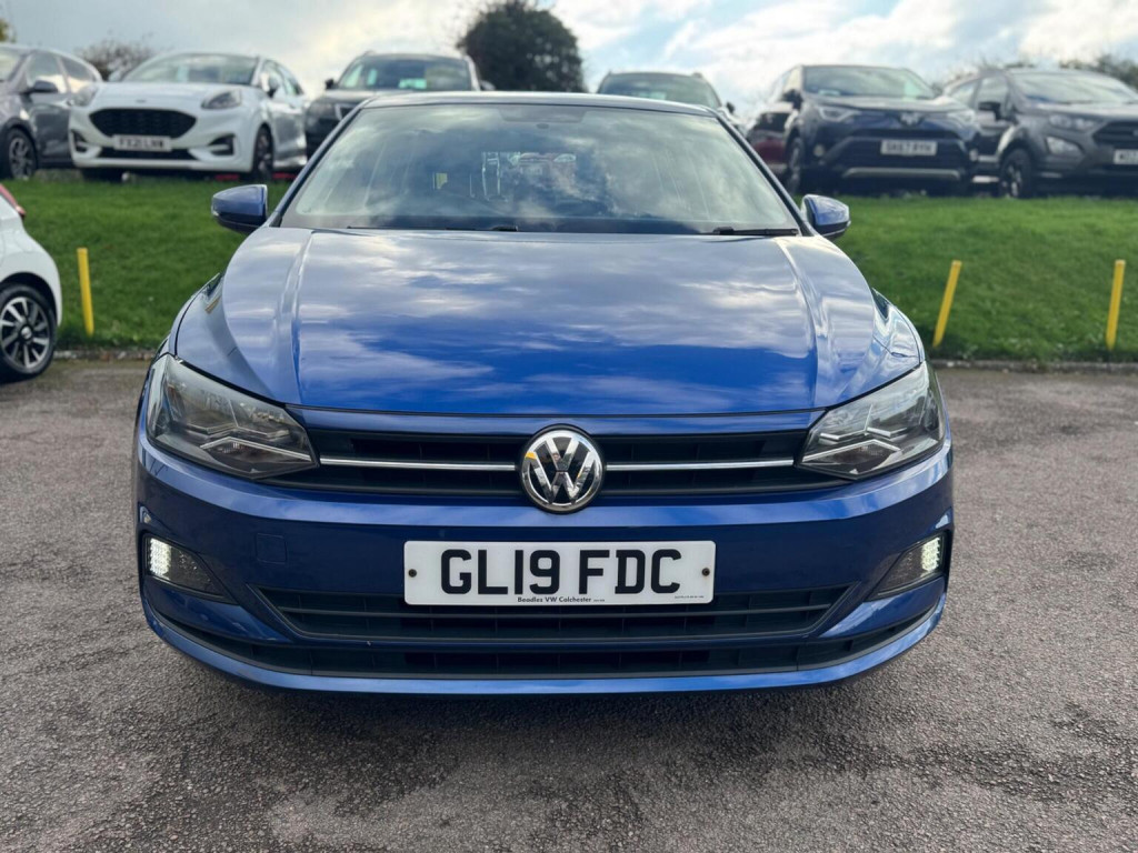 VOLKSWAGEN POLO