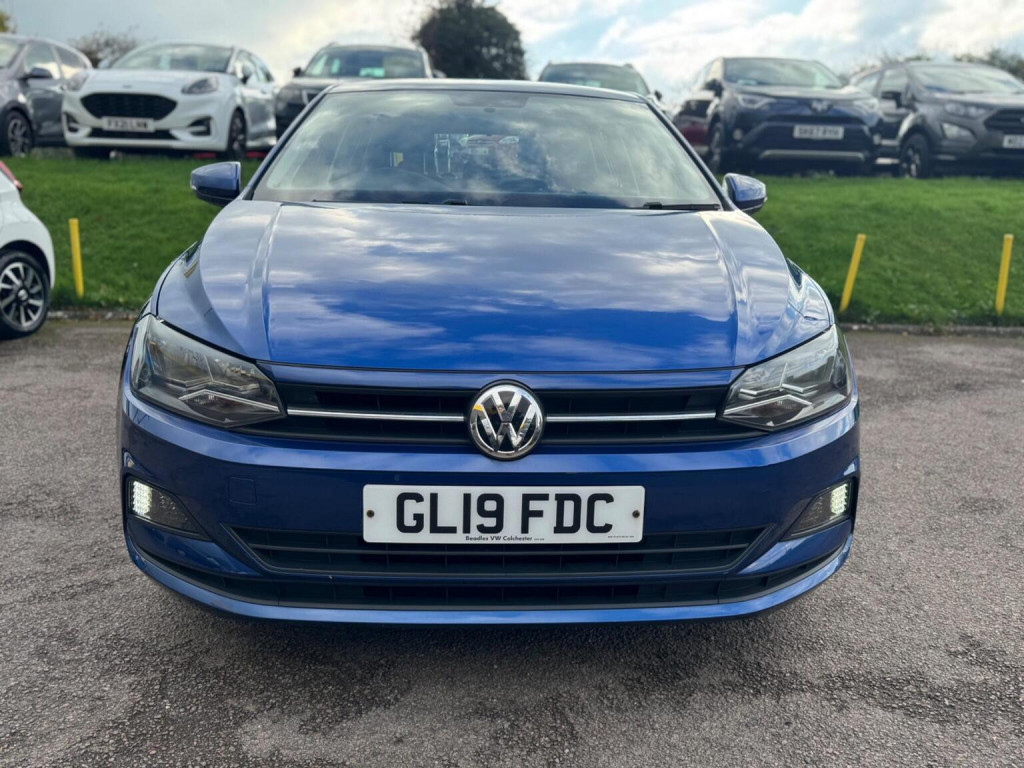 VOLKSWAGEN POLO