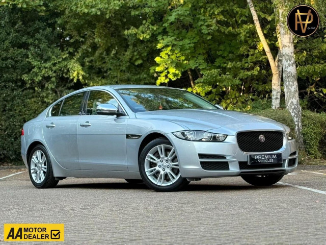 JAGUAR XE