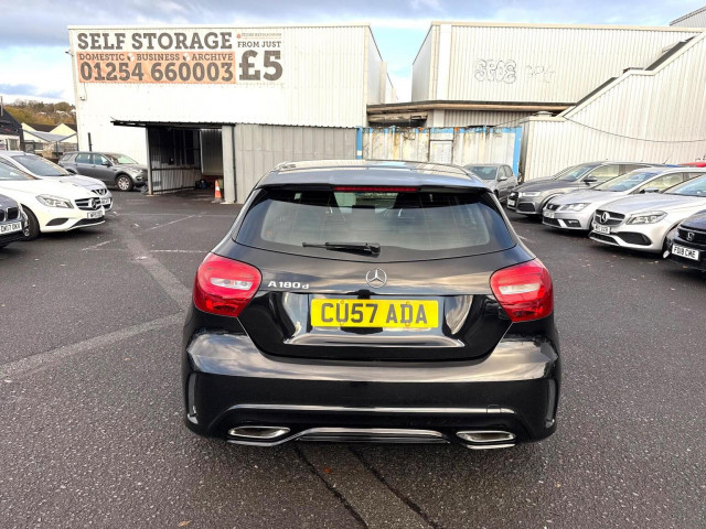 MERCEDES-BENZ A CLASS 1.5 A180d AMG Line Euro 6 (s/s) 5dr