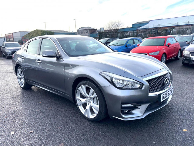 INFINITI Q70 2.2d Sport Auto Euro 5 (s/s) 4dr