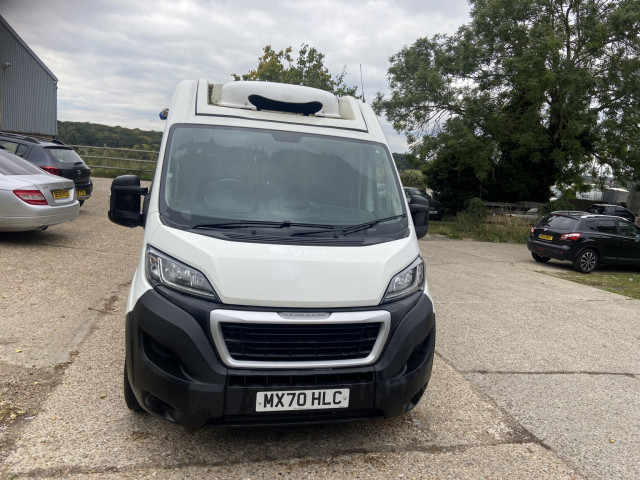 PEUGEOT BOXER 2.2 BlueHDi 335 Professional