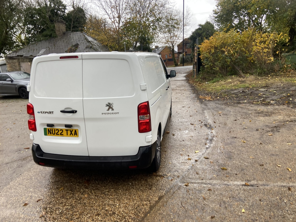 PEUGEOT EXPERT