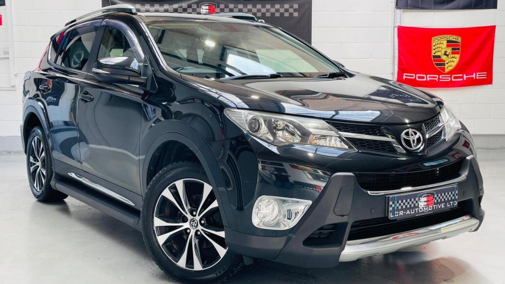 TOYOTA RAV4 2.2 D-4D Invincible 4WD Euro 5 5dr