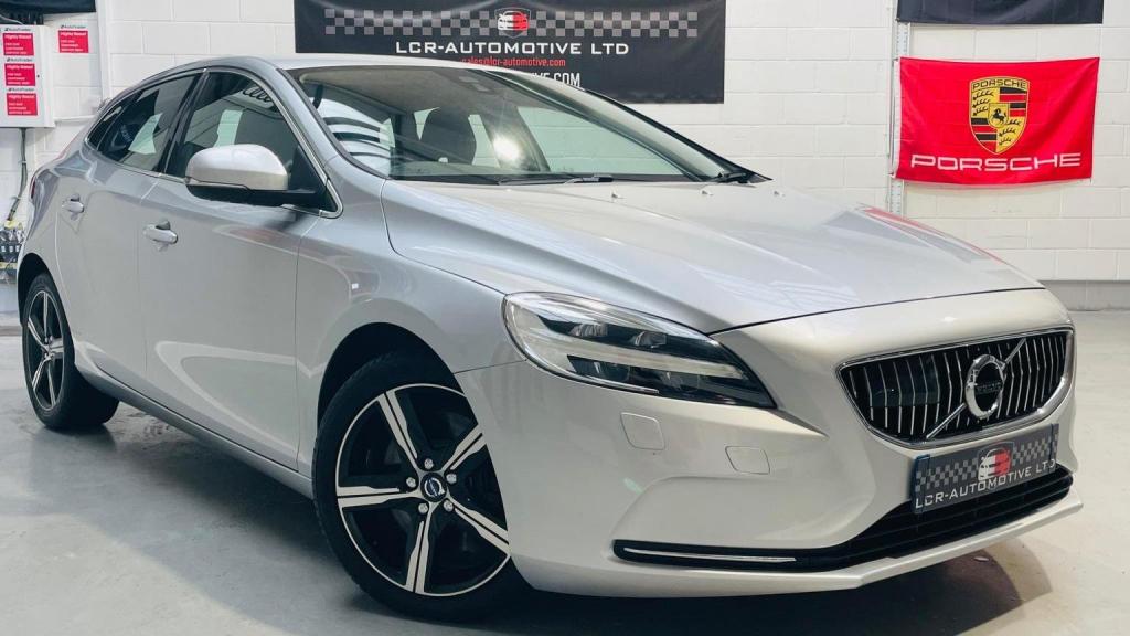 VOLVO V40 2.0 D4 Inscription Euro 6 (s/s) 5dr