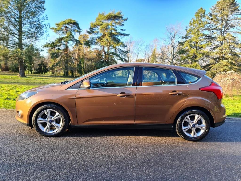 FORD FOCUS