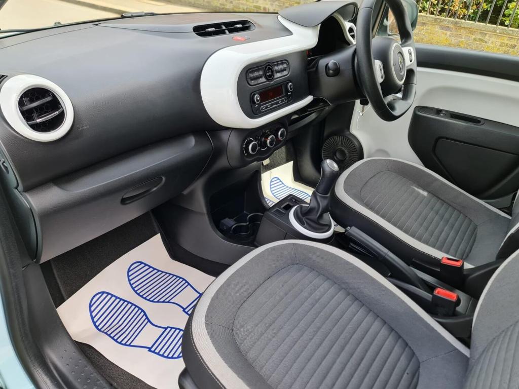 RENAULT TWINGO