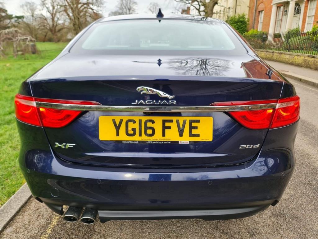 JAGUAR XF