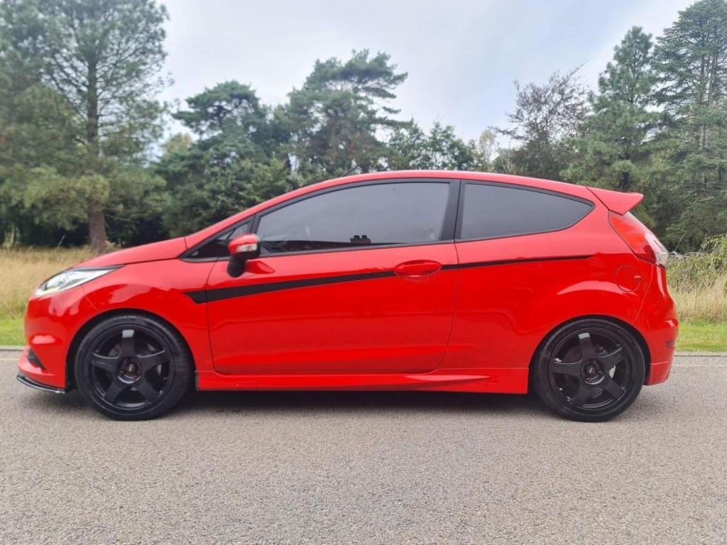 FORD FIESTA