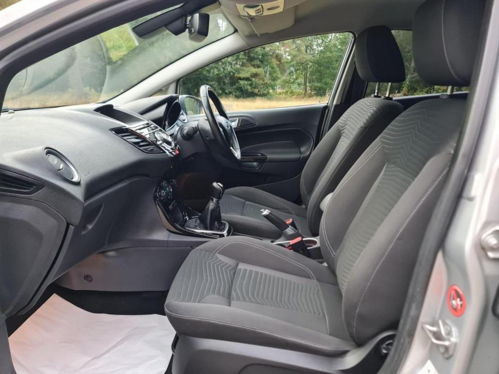 FORD FIESTA