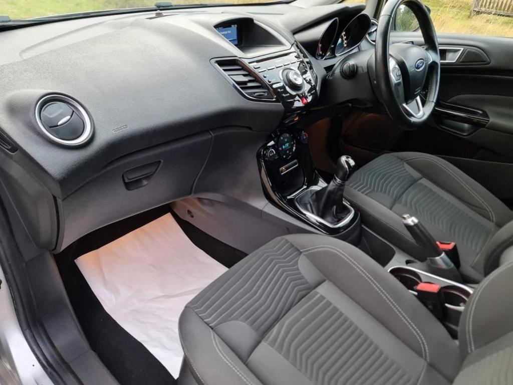 FORD FIESTA