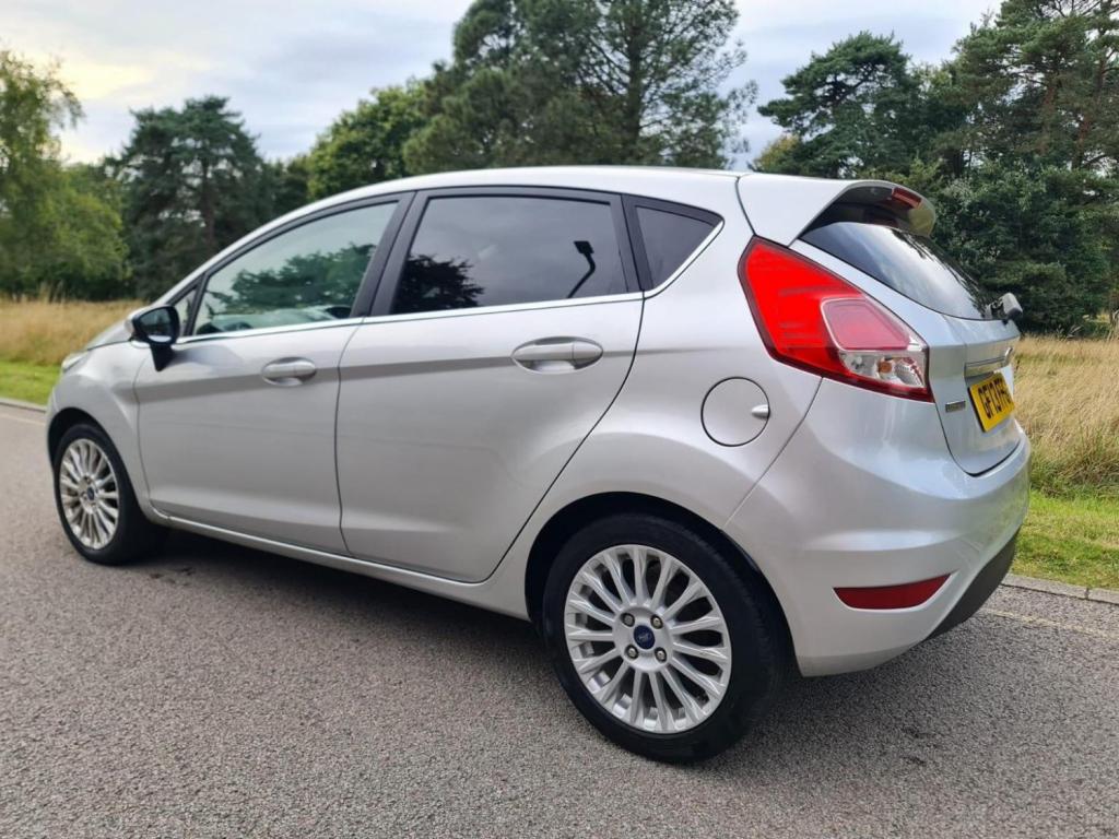 FORD FIESTA
