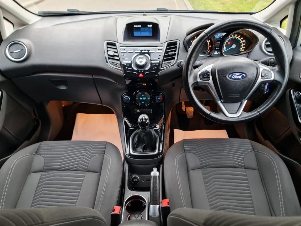 FORD FIESTA