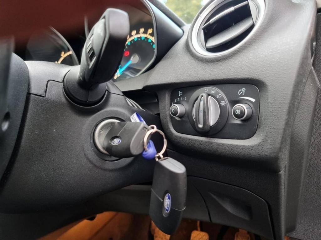 FORD FIESTA