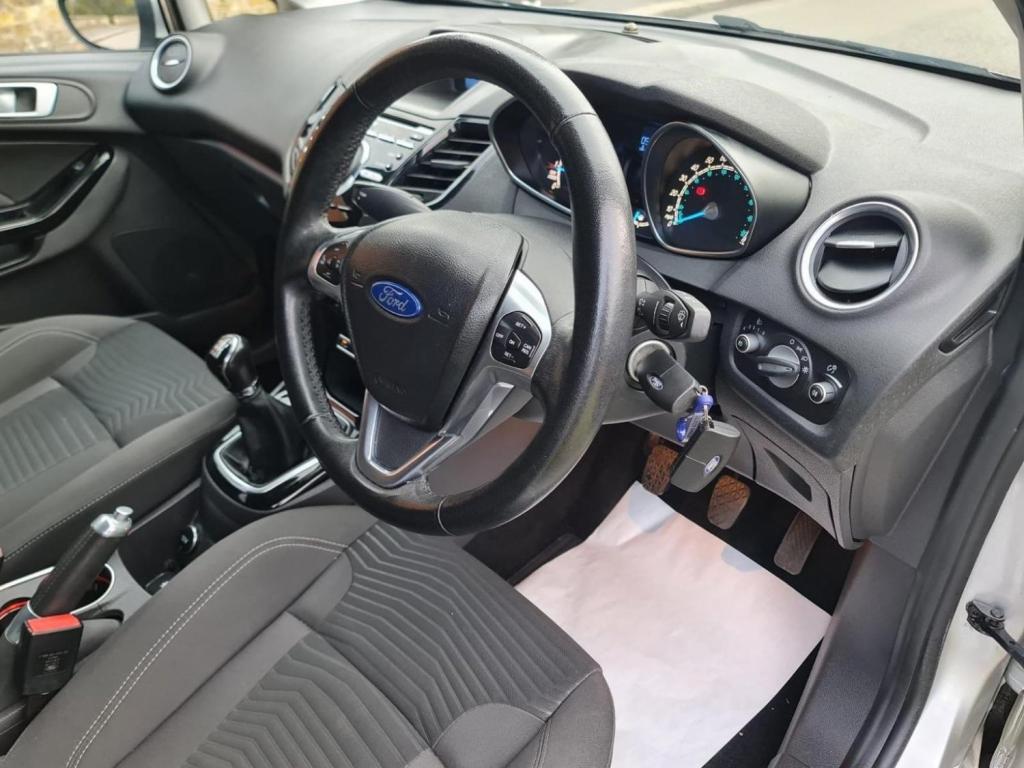 FORD FIESTA
